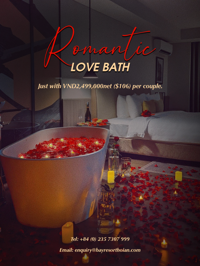 Are you looking for something truly romance? Our Romantic Love Bath package is the right choice. Immersing in the luxurious bathtub surrounded by rose petals and candlelight.